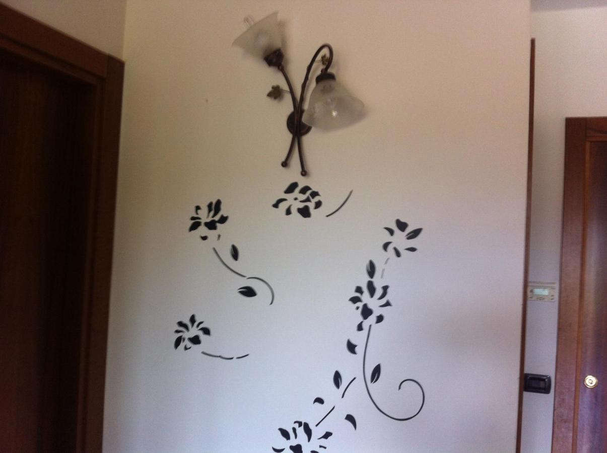 Appartamento Elena Garda  Bagian luar foto