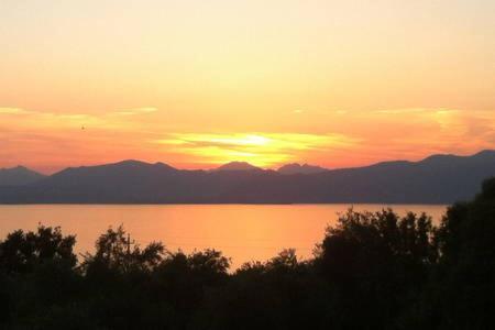 Appartamento Elena Garda  Bagian luar foto