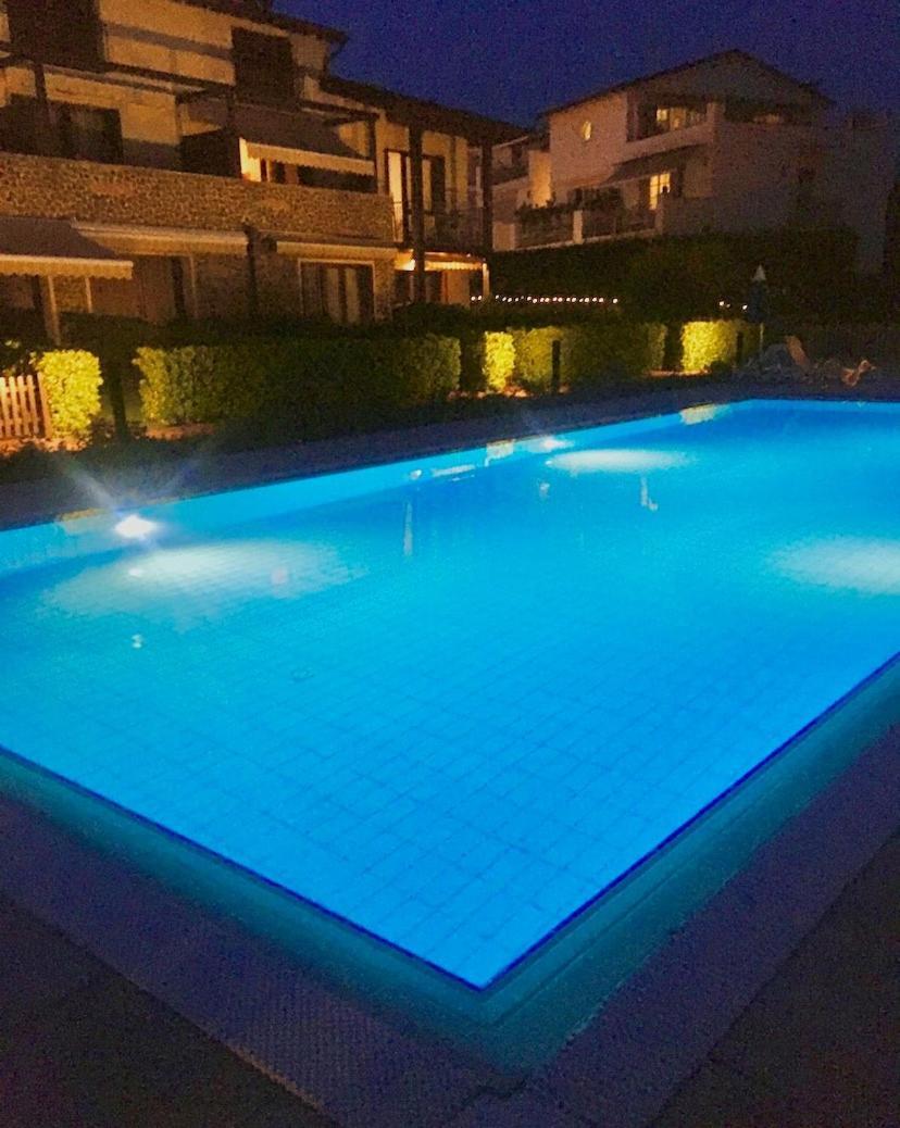 Appartamento Elena Garda  Bagian luar foto