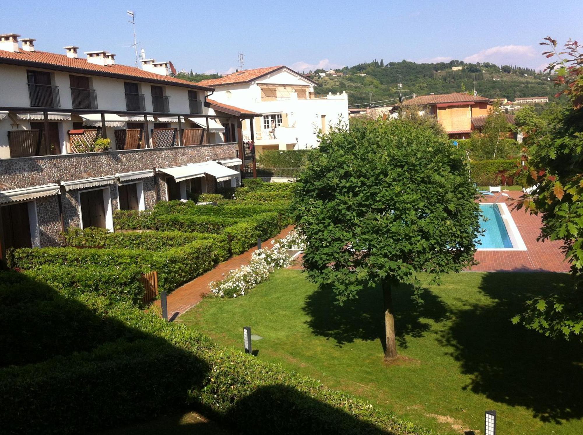 Appartamento Elena Garda  Bagian luar foto